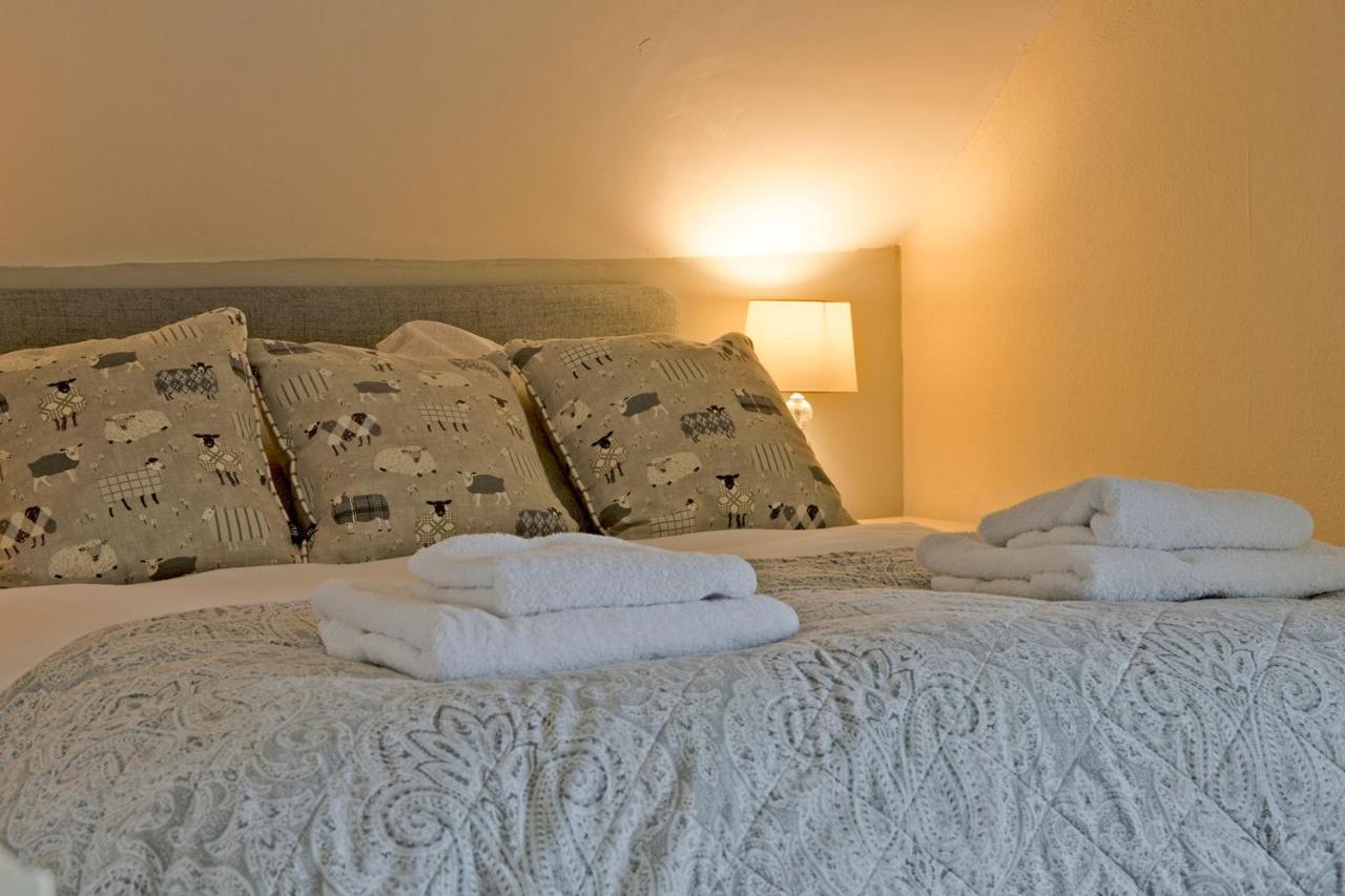 Moorland View Farm B&B Oakamoor Bagian luar foto
